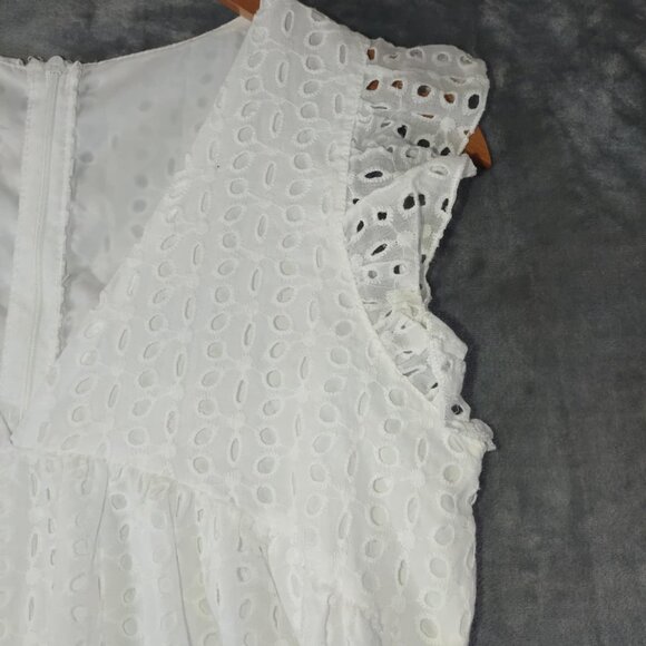 Unbranded Women's XS White Summer Romper Eyelet Lace Scallop Hem‎ Ruffle Sleeves - Picture 9 of 12